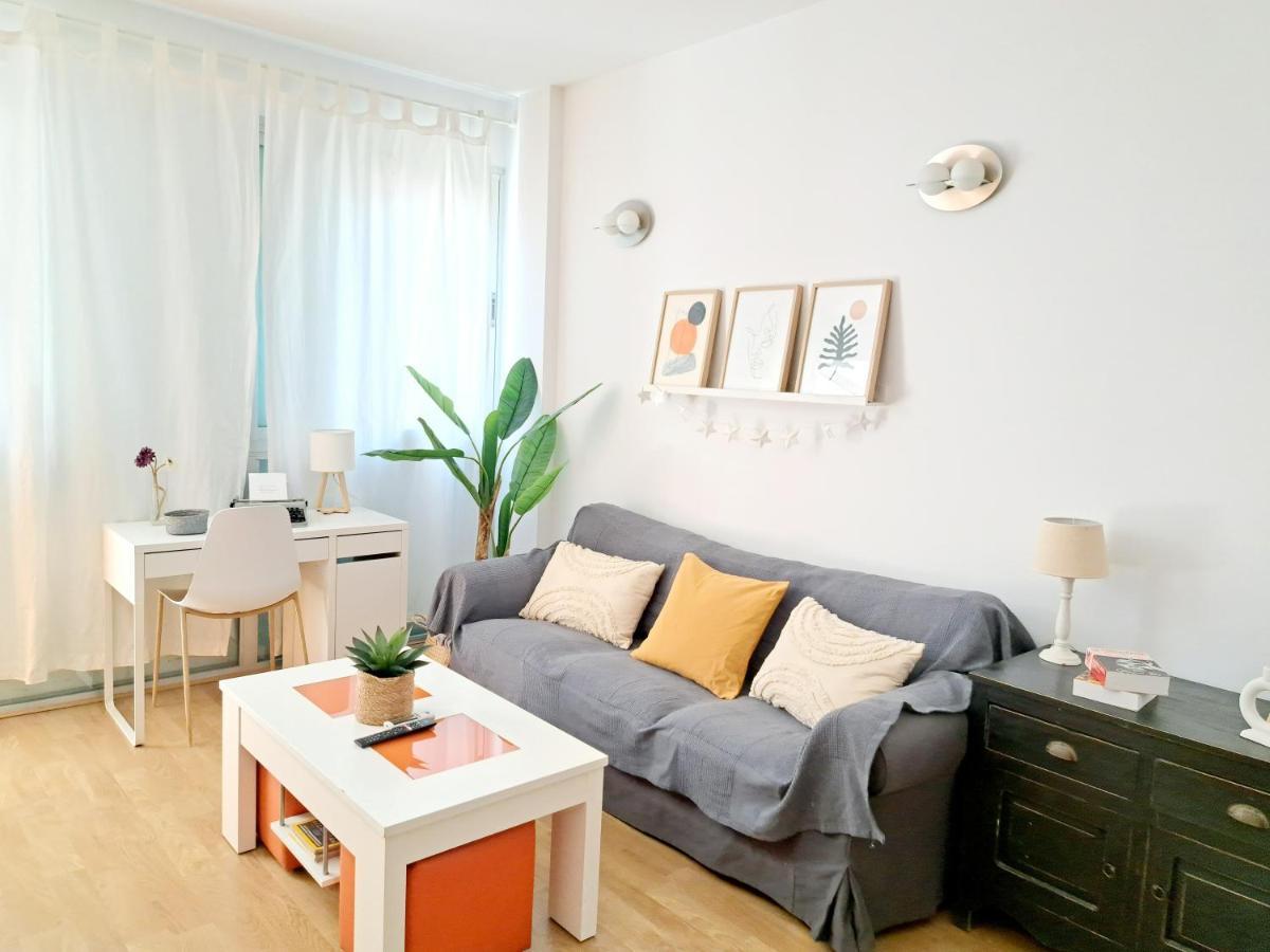 Apartamento Con Encanto Y Parking Trinidad 21 Малага Екстериор снимка